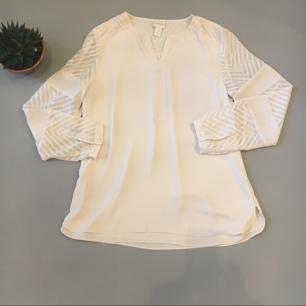 Chico’s Pullover Split Neck Sheer Pattern Sleeve … - image 8